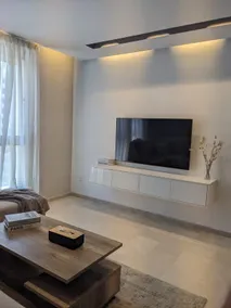 Luxury Apartment - 5 mins Mall, Corniche & Station - Image 3