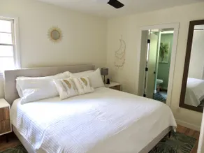 Walkable neighborhood! The Sun House - Image 4
