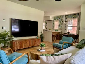 Walkable neighborhood! The Sun House - Image 2