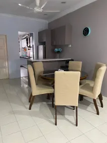 Pelangi Rawang Park SeLena Homestay - Image 3