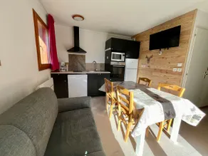 Ski in and ski out apartment Superdévoluy - Image 2