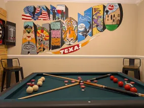 Hot Tub • SeaWorld • Lackland BMT • King Beds - Image 4