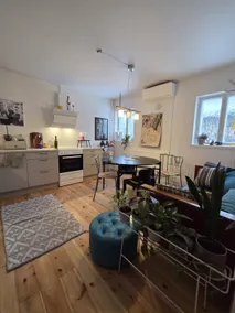 Peaceful vintage spiritual studio - Image 3
