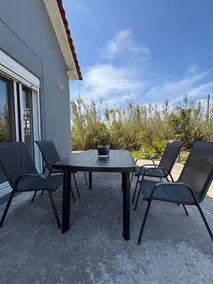 Comfortable townhouse for families and large groups - Image 2