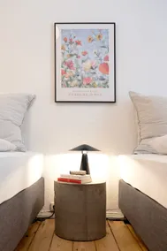 Spacious 3BR Apartment at Schillerkiez - Groups & Families - Image 2
