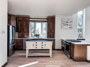 Crystal Lake Retreat - Image 5