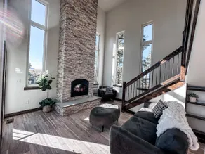 Crystal Lake Retreat - Image 2