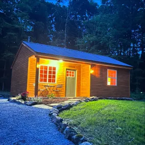 Woodland Tiny Home Hideaway - Image 2