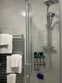 Kingdom Apartment 5 - Image 2