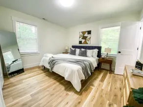 Secluded ranch with big yard in Zebulon - Image 3