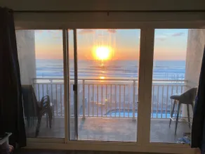 Oceanfront Oasis 1 BR | Beachfront Balcony & Pool - Image 3
