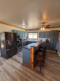 Cabin by the Mountains - Image 4