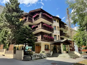 La Perle Apartments - Image 3