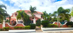 Island Escape | Pool, Beach, Welcome Breakfast - Image 2