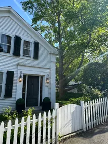 Charming home Walking distance to ferry & shops! - Image 3