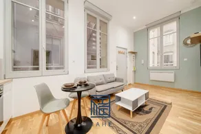Private parking - Accommodation in the heart of Nancy - Image 3