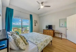 Madeira Beach Penthouse Gulf Views Balcony Sunsets - Image 4