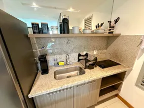 Luxury and practicality with a great location - Image 5