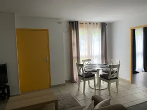 Spacious & Comfortable 100m2 House with Garden - Image 2