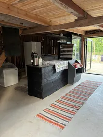 Cozy lakefront cabin - Image 3