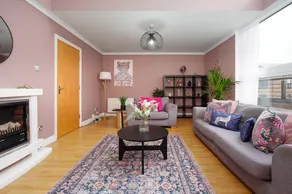 Finnieston Sky Duplex | Sleeps 11 | Free Parking - Image 2