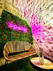 Entire place: Le Spa des Voutes Jacuzzi/Cinema - Image 2