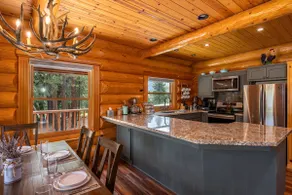 Sugar Pine Lodge at Peppermint Falls Ranch - Image 4