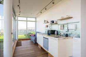sky_Penthouse - Image 5