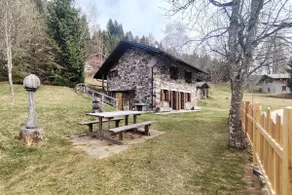 Baita a Pieve Tesino Near Mountain And Lake - Image 3