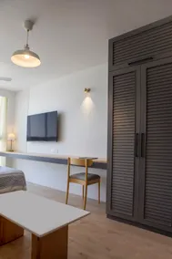 Empire Studio-Luxury Apartment by Shala Stays - Image 5