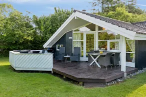 Casa adatta alle famiglie con griglia, sauna e giardino - Image 3