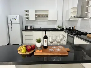 Modern and stylish - Image 5