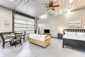 Stillwater Stay Pet-Friendly - Image 2