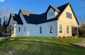 Mockingbird Farmhouse - Image 2