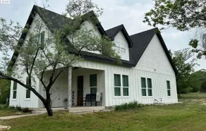 Mockingbird Farmhouse - Image 3