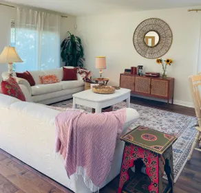 Entire 5 bd house with backyard close to wineries - Image 3