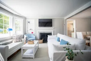 Family Cottage with 4 King Beds - Image 4