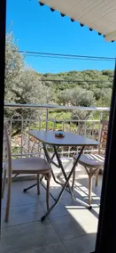 duplex house with private garden - Image 3