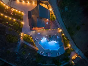 Sunrise House - Swimming Pool - Image 5