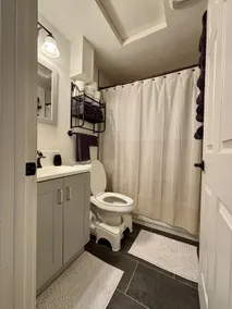 Large Studio, 4-mi to Airport, 5-mi to UO & Autzen - Image 3