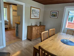 Cottage in the country near lake - Image 4