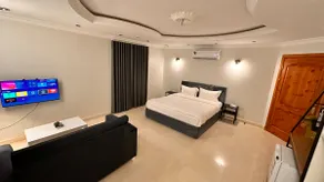 Luxury suite near the Prophet's Mosque 310 - Image 3