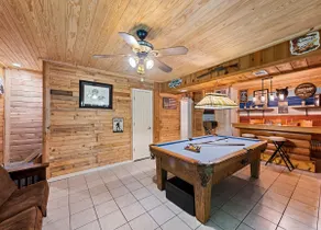 Bear Falls Lodge-Hot Tub, Waterfall, Game Room - Image 4