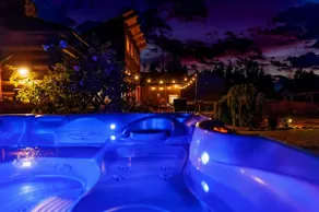 Cabin on Lake Huron with Hot Tub and Amazing Views - Image 4