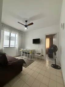 Airy and spacious apartment on Av Mallet with garage - Image 2