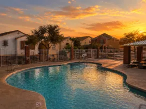 4BR Retreat with Pool, Patio by State Farm Stadium - Image 4