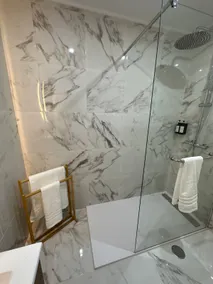 Luxury home - Image 5