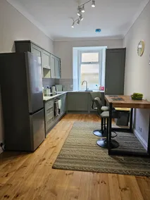 Homey flat - Image 5