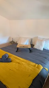 Cozy and air-conditioned 1-bedroom apartment, 180 cm bed, very central - Image 2