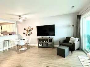 1st fl Beachfront Condo w/pool - Image 4